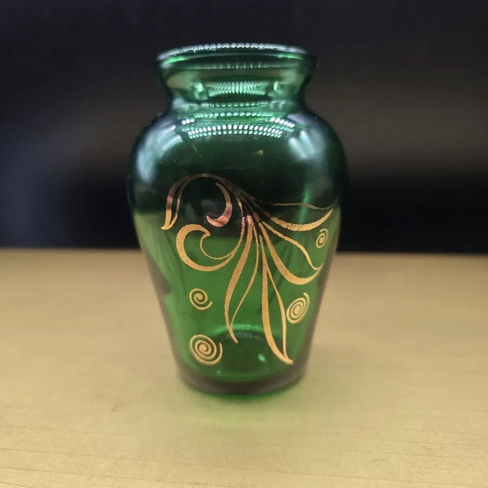 VTG Forest Green Depression Glass Vase Embellished w Gold Gilt Leaves 3.5
